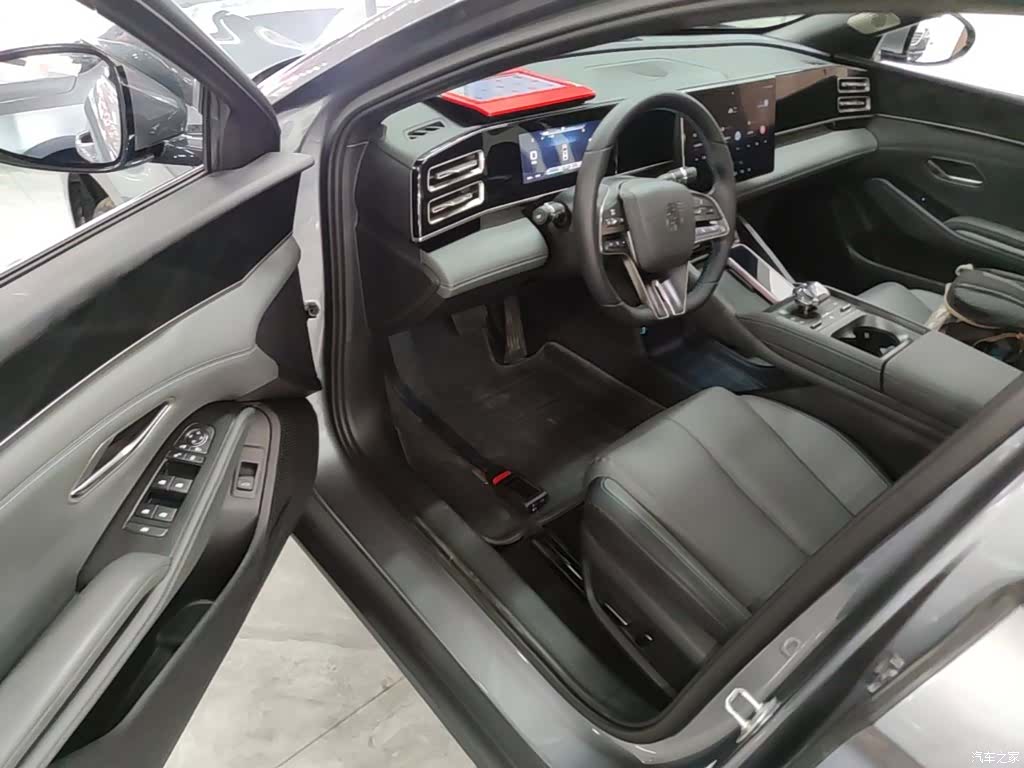 BYD Qin, 2025 16