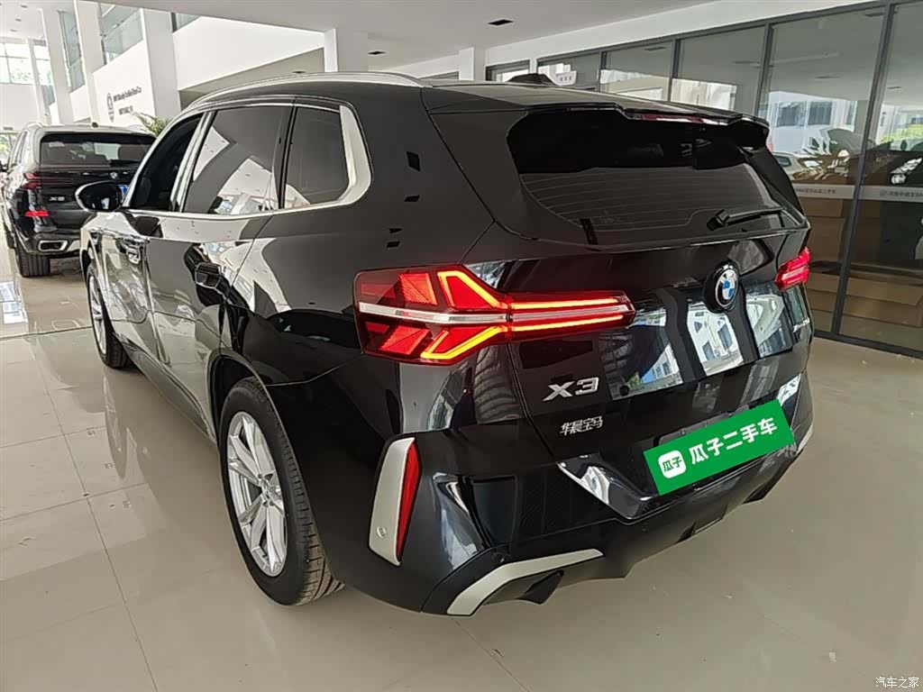 BMW X3, 2025 все фото