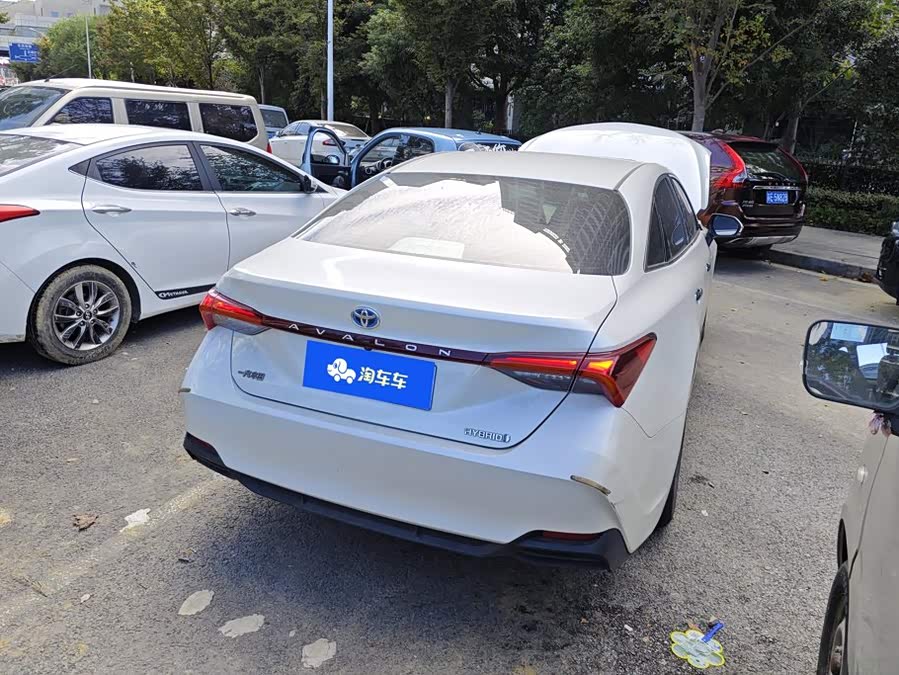 Toyota Avalon 2020, фото 3