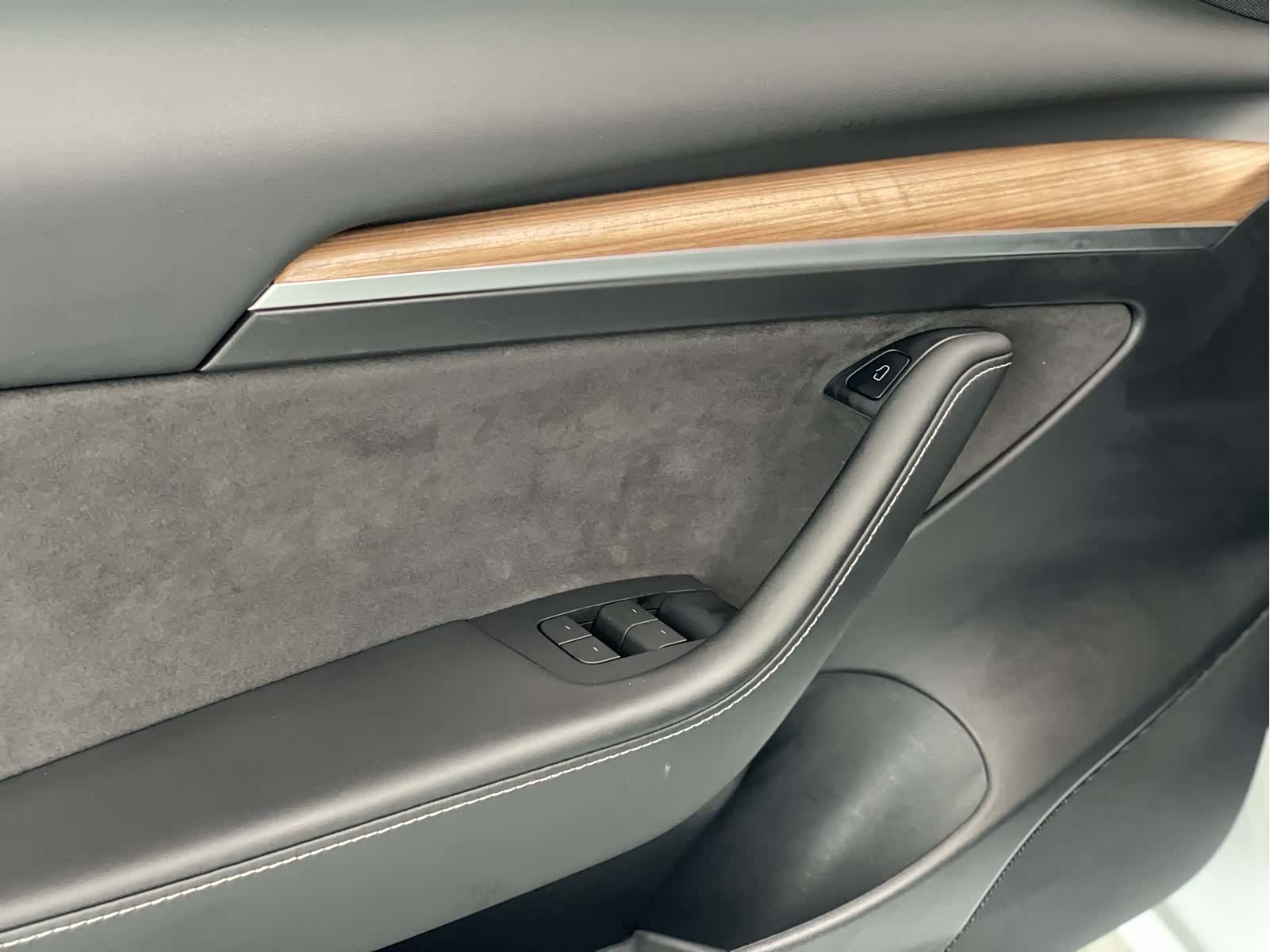 Tesla Model 3, 2022 16