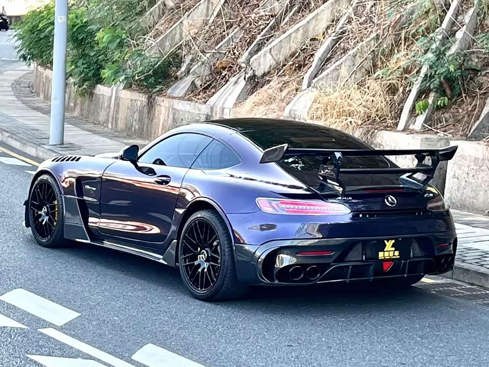 Mercedes-Benz AMG GT