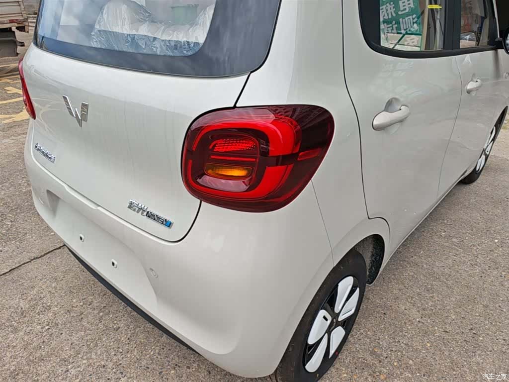 Wuling MINIEV, 2026 8