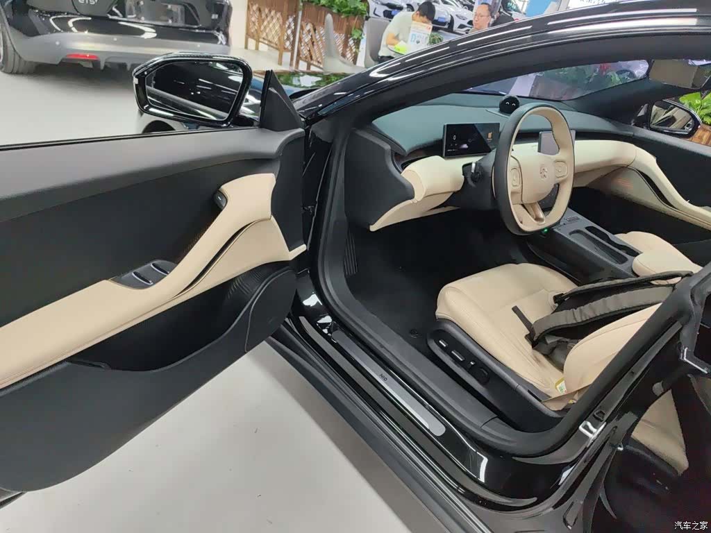 NIO ET5, 2025 12