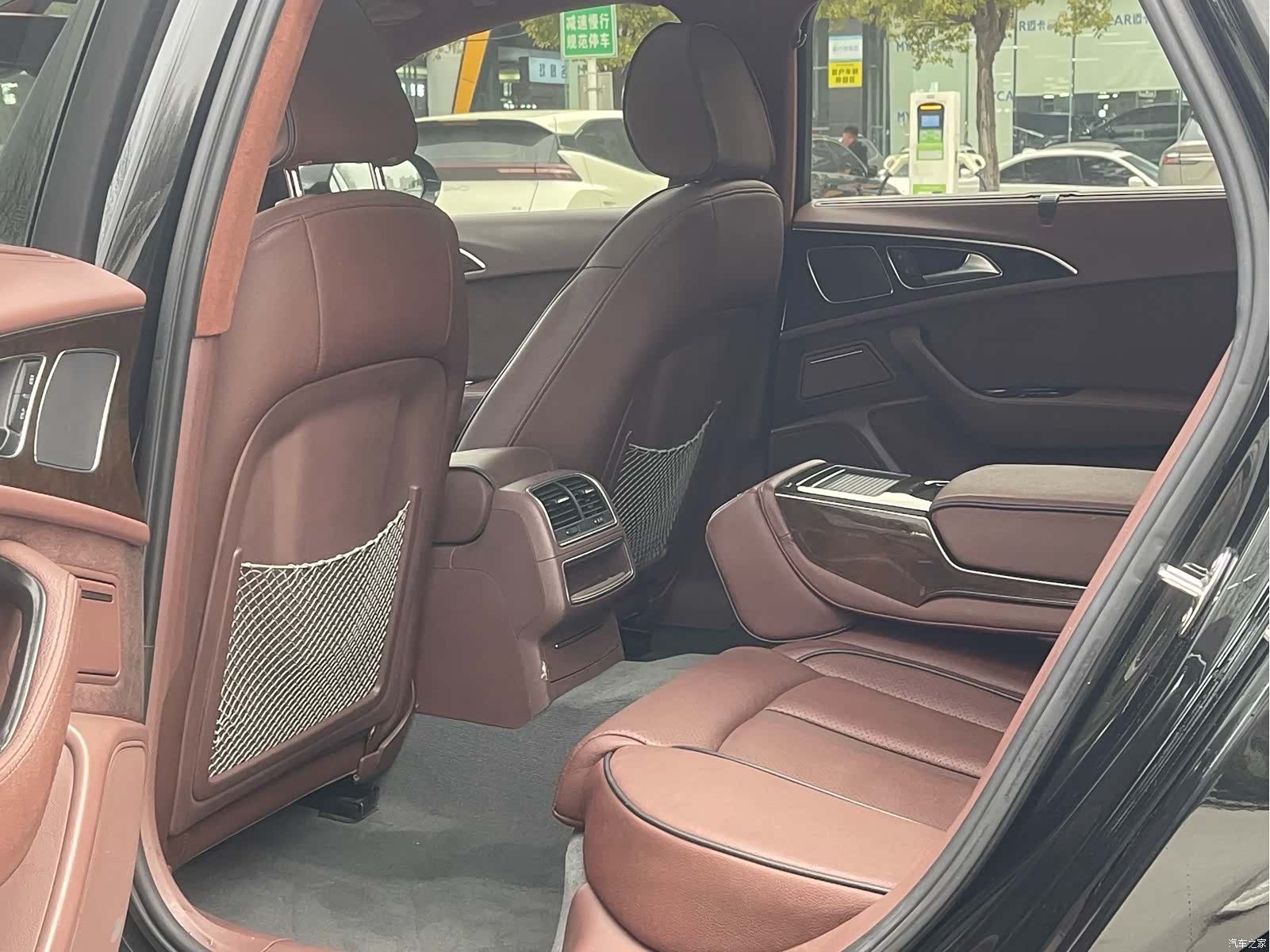 Audi A6L, 2014 9