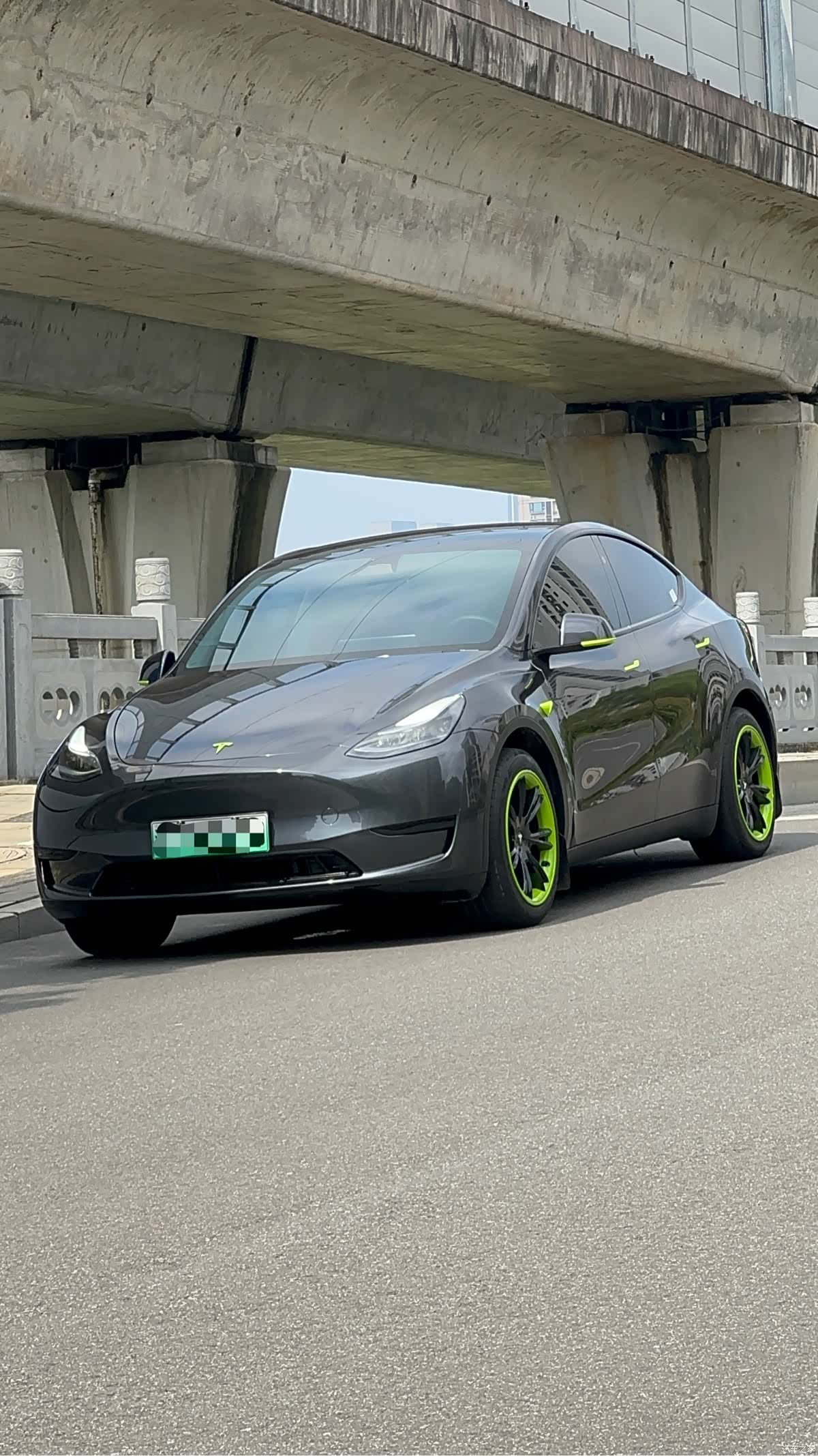 Tesla Model Y, 2024 1