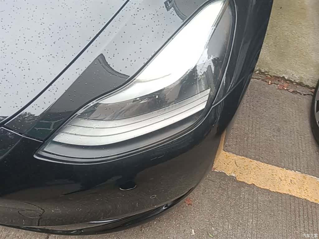 Tesla Model Y, 2022 18