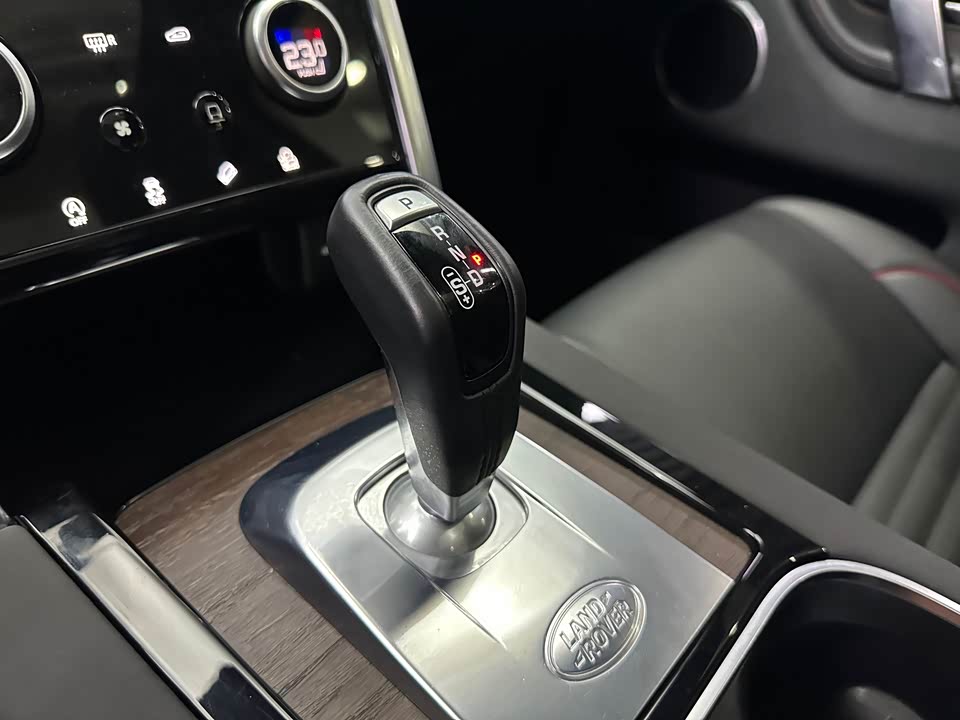 Land Rover Discover sports