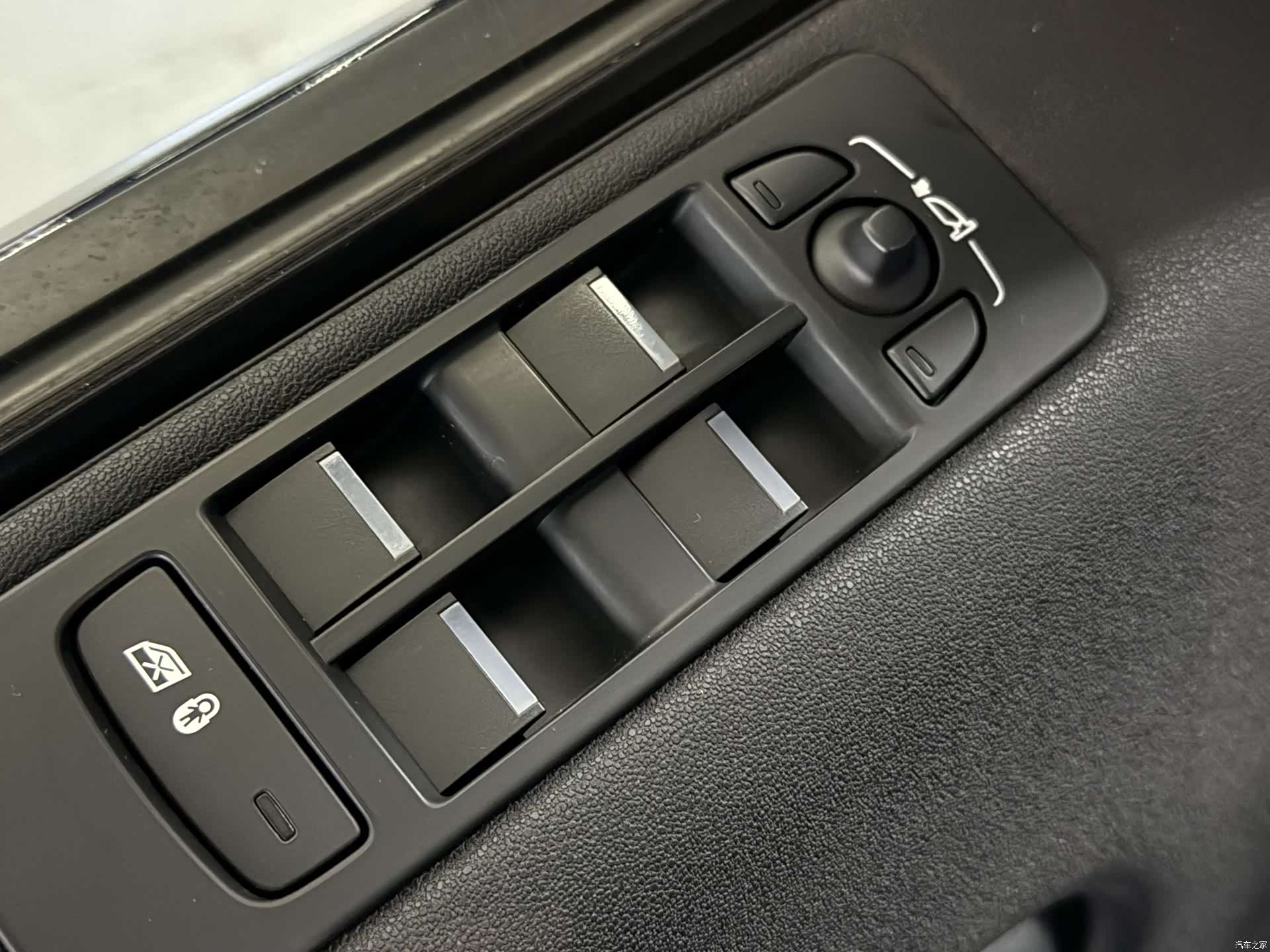 Land Rover Discovery, 2017 16