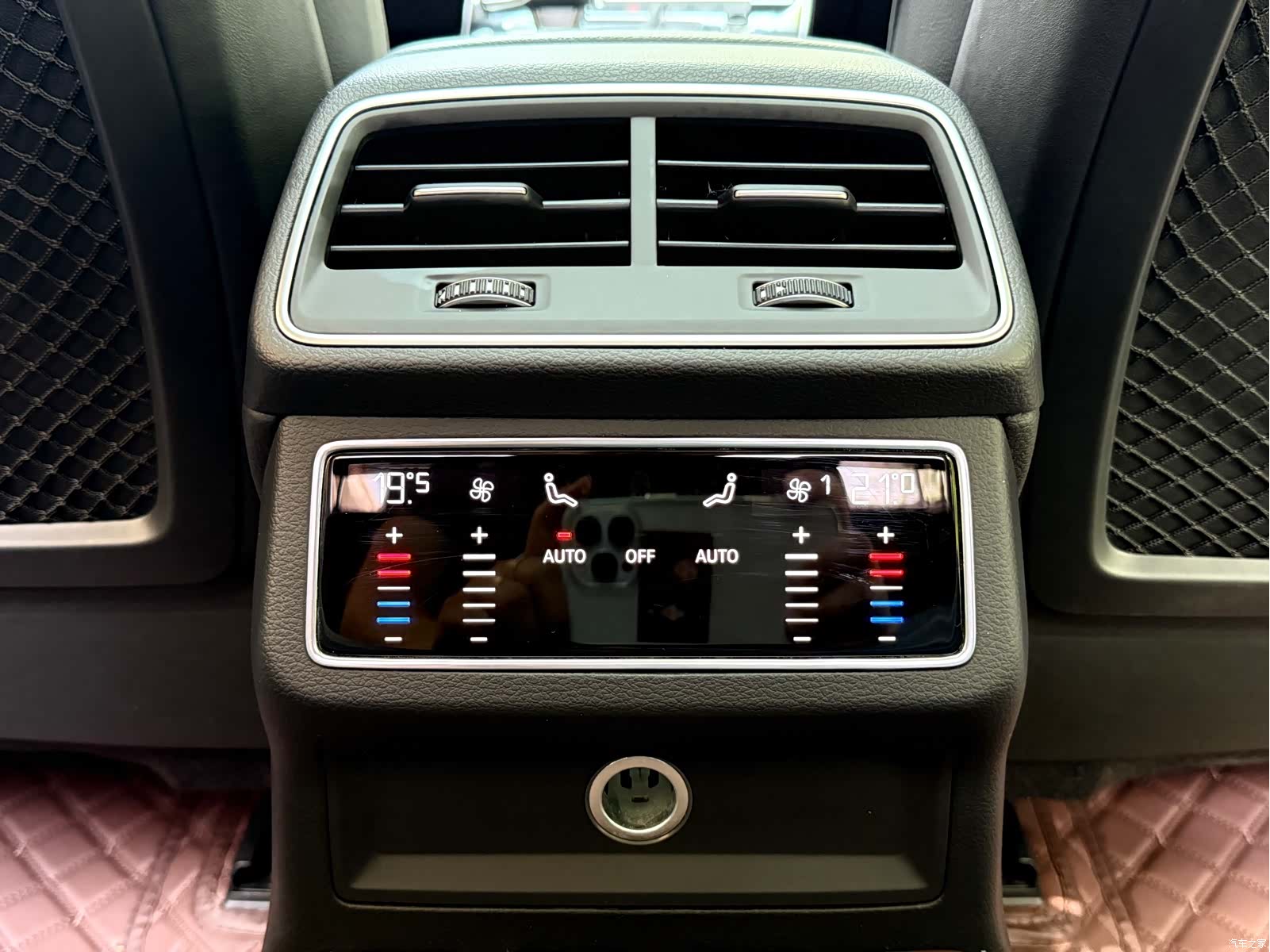Audi A6L, 2020 14