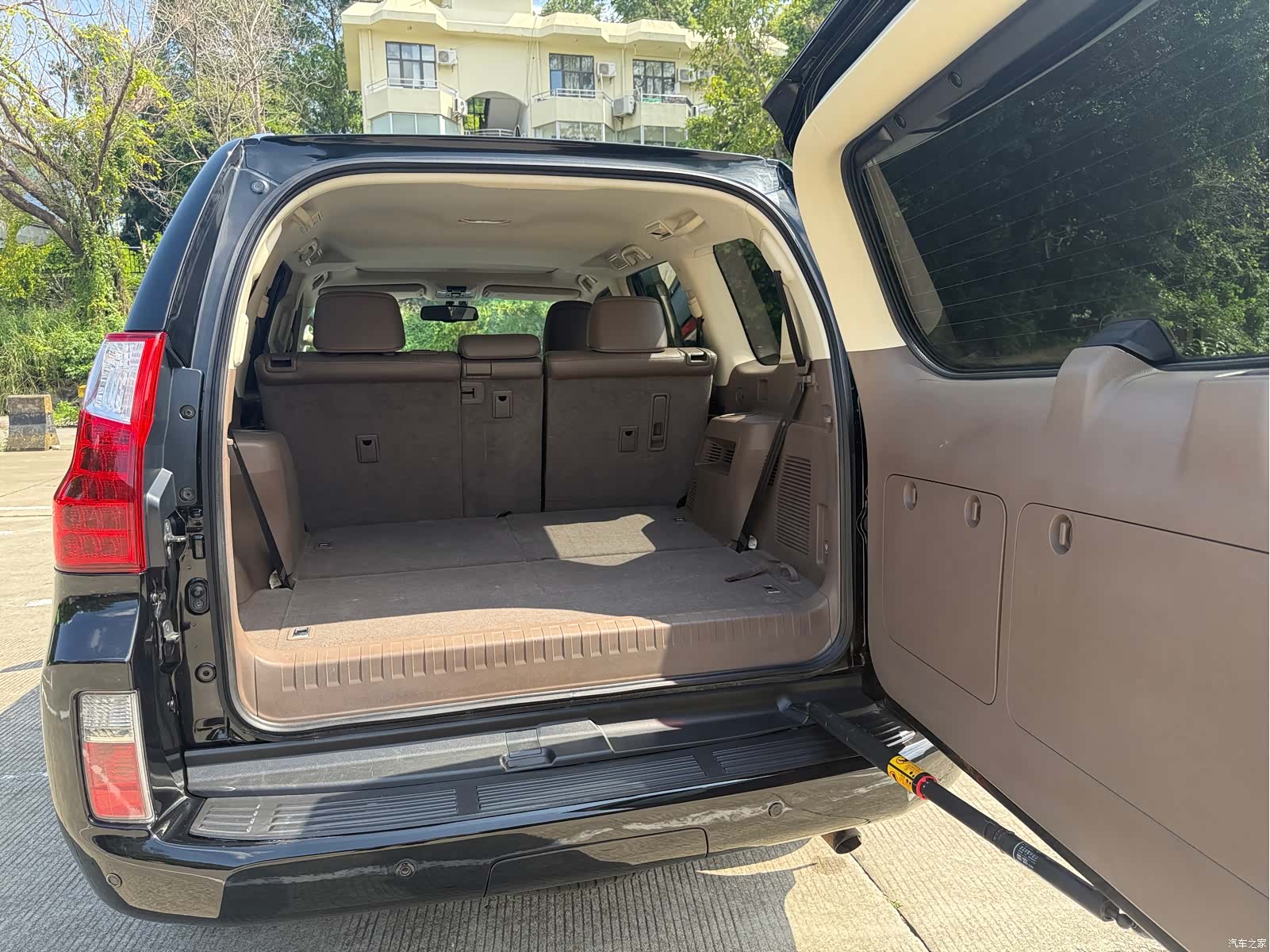 Lexus GX, 2012 19