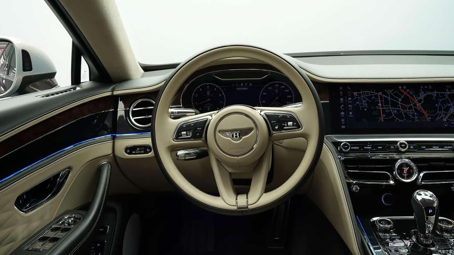 Bentley Flying Spur, 2024 16