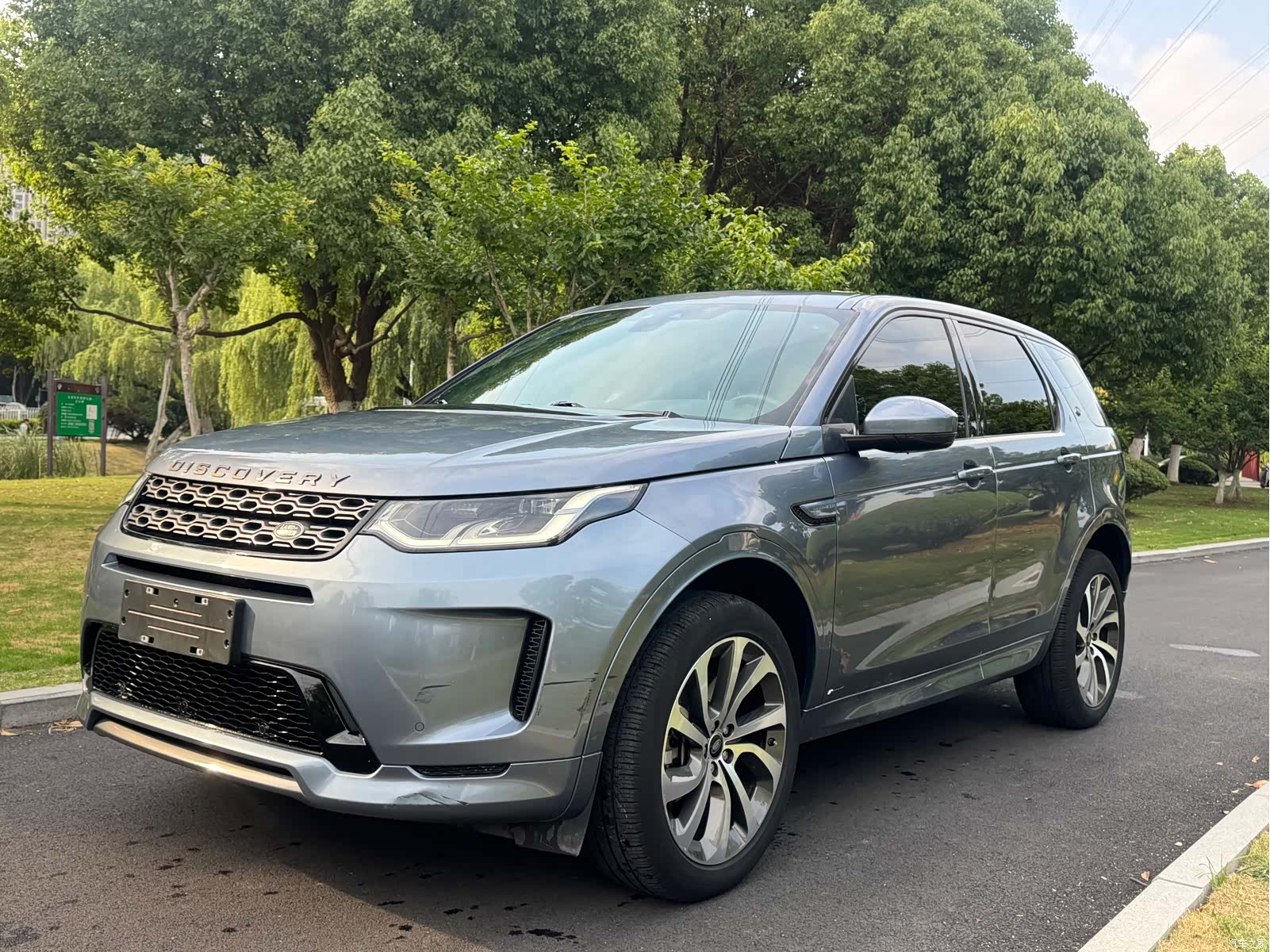Land Rover Discovery, 2021 1
