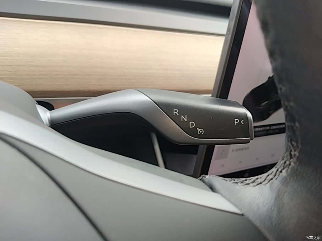 Tesla Model 3, 2020 14