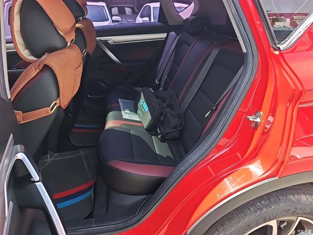Geely Coolray, 2021 17