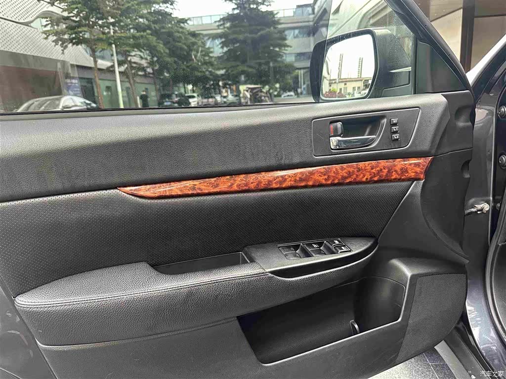Subaru Outback, 2010 15