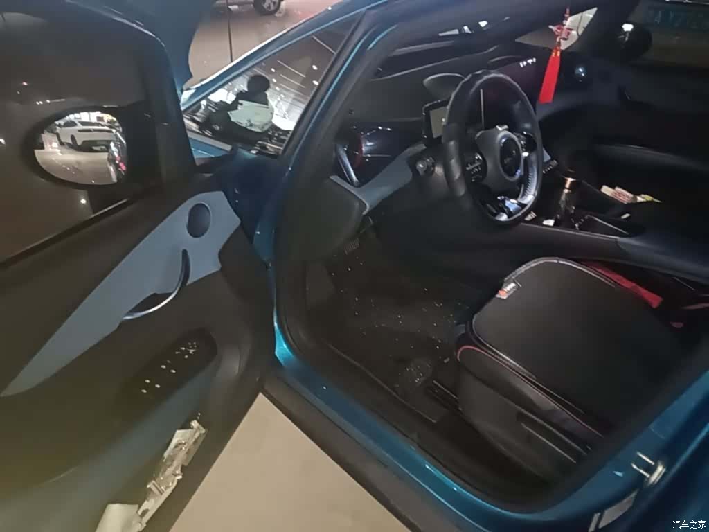 BYD Dolphin, 2023 16
