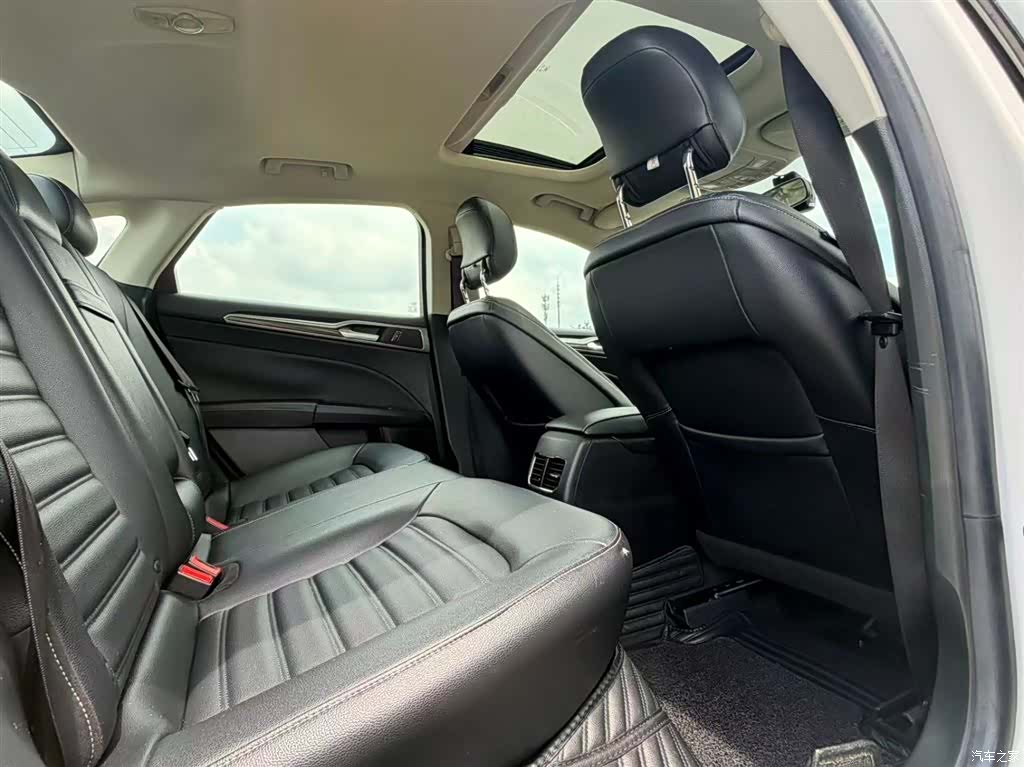 Ford Mondeo, 2020 14