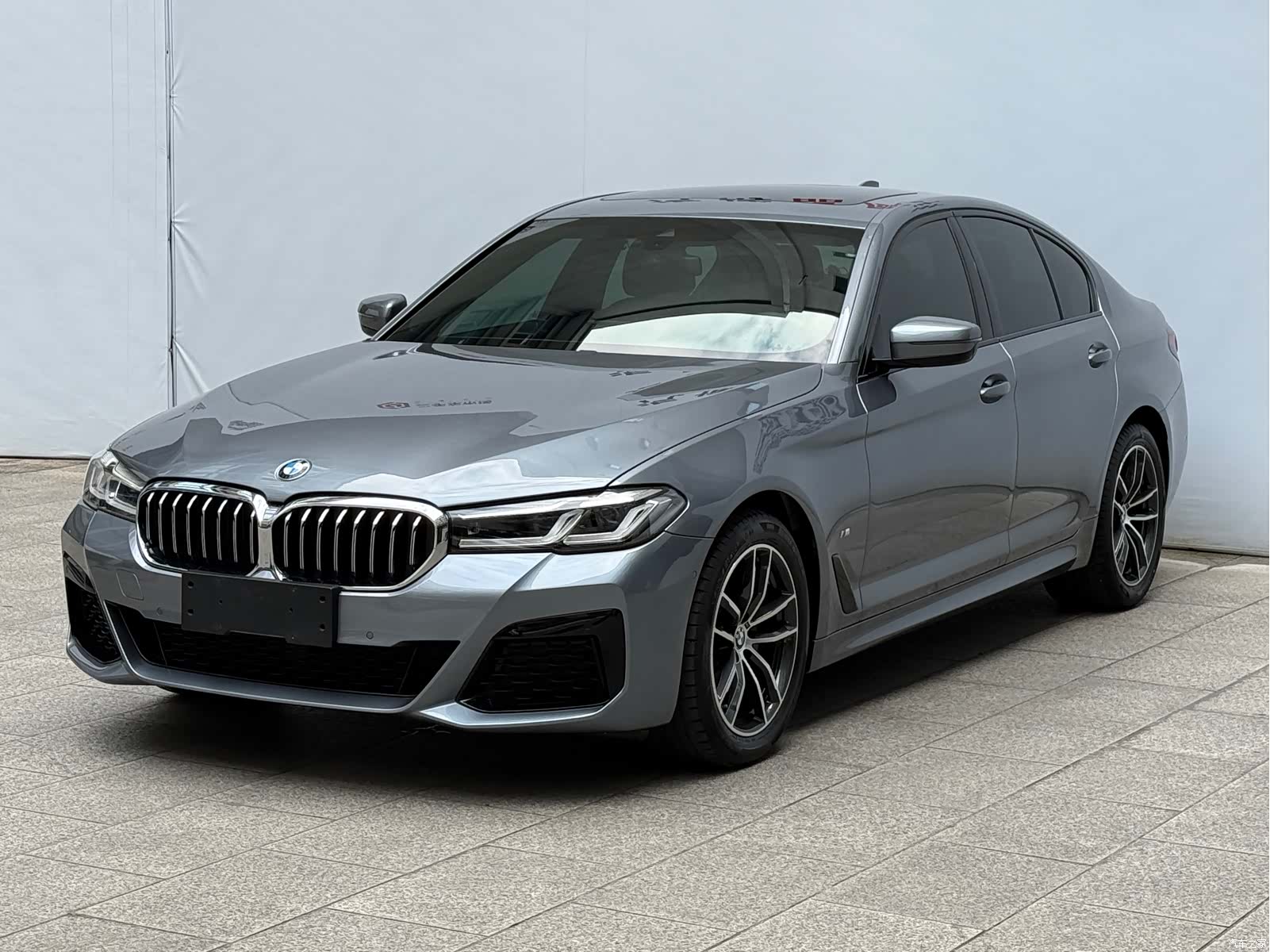BMW 5 Series, 2022 1