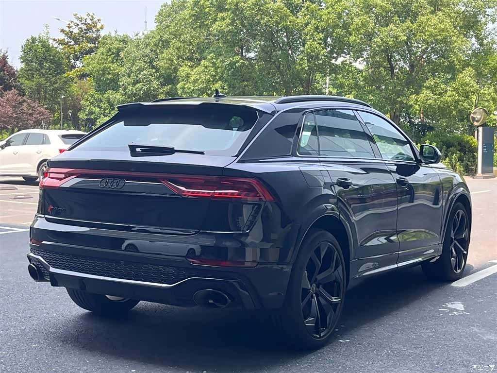 Audi Q8, 2025 все фото