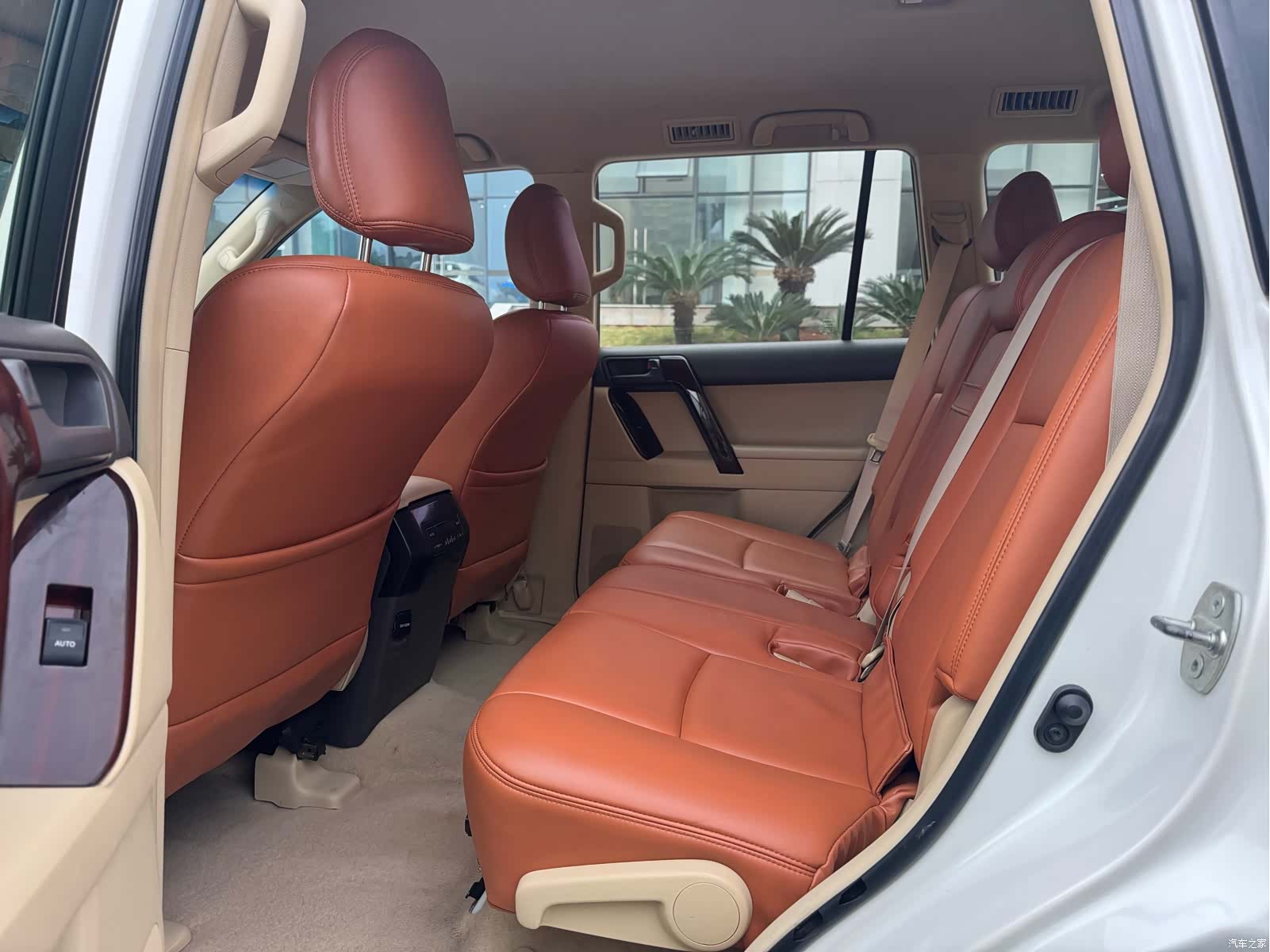 Toyota Prado, 2015 8