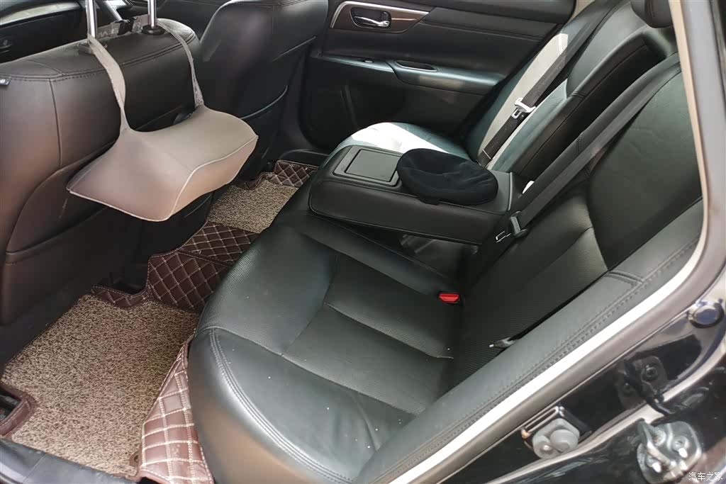 Nissan Teana, 2013 11