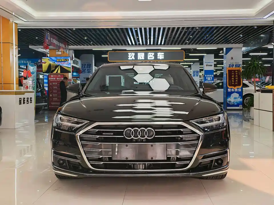 Audi A8