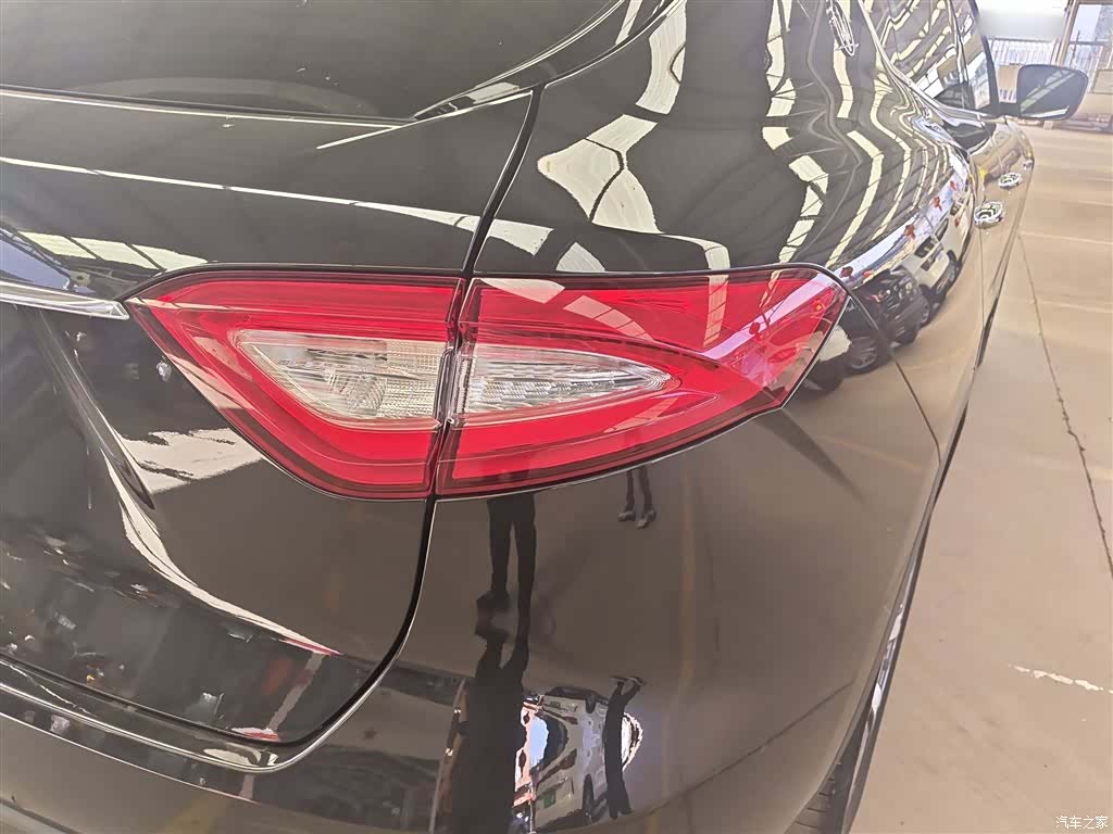 Maserati Levante, 2018 24