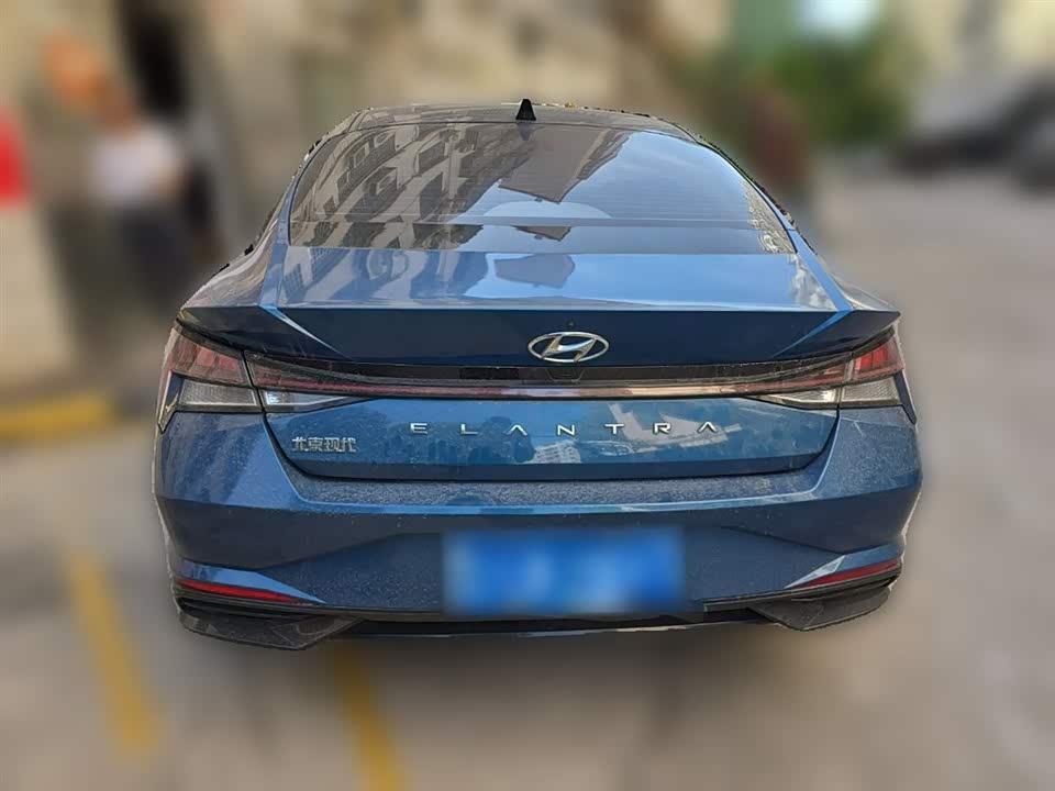 Hyundai Elantra