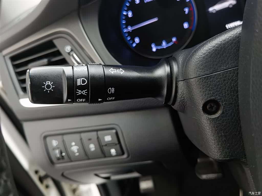 Hyundai DLX, 2017 21
