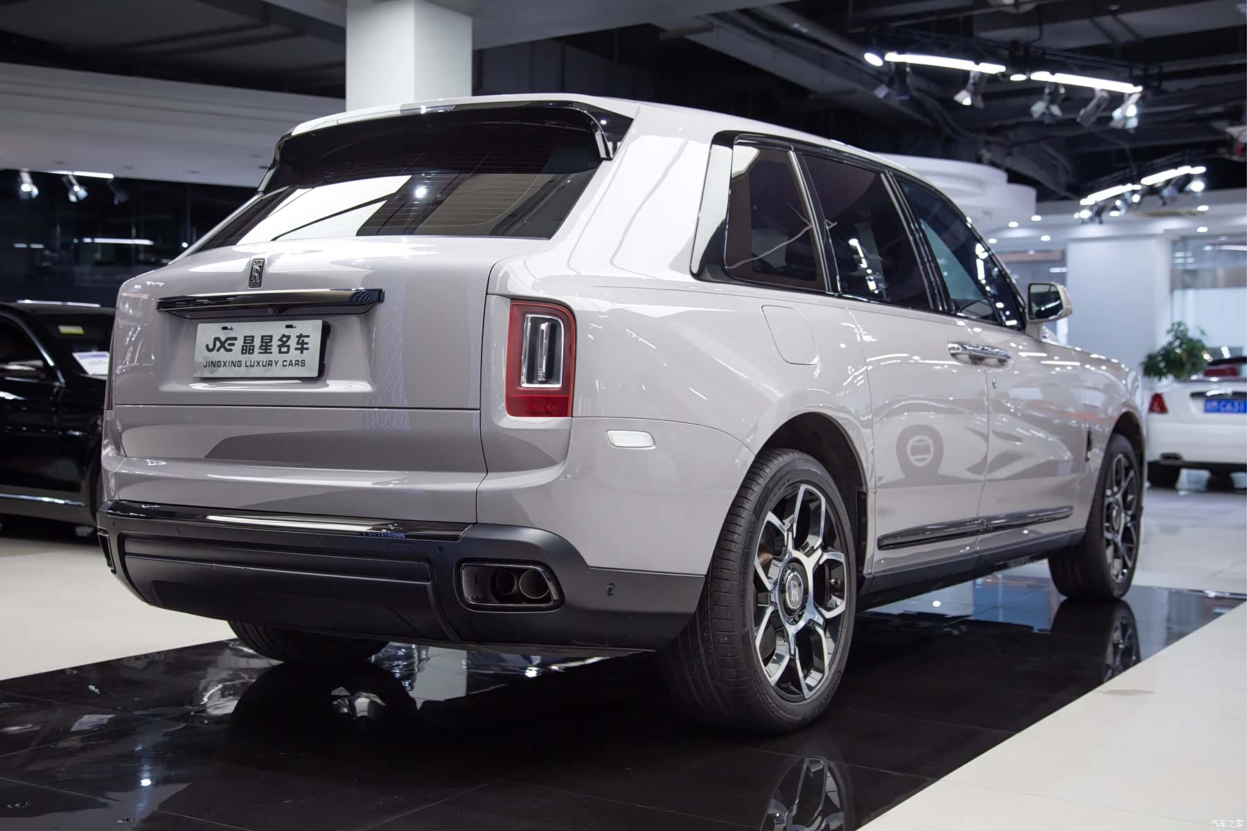 Rolls-Royce Cullinan, 2021 13