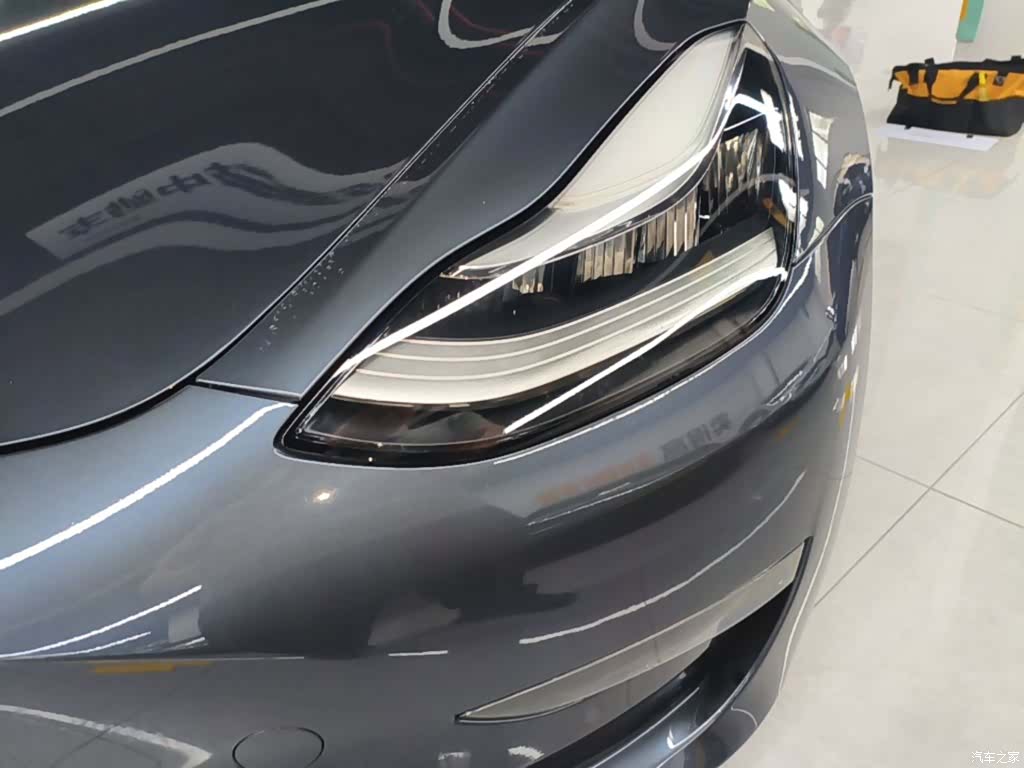 Tesla Model 3, 2019 24