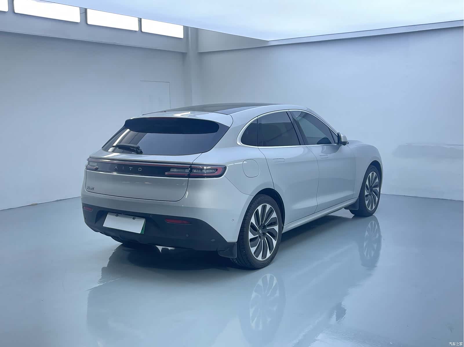 AITO M5, 2022 15