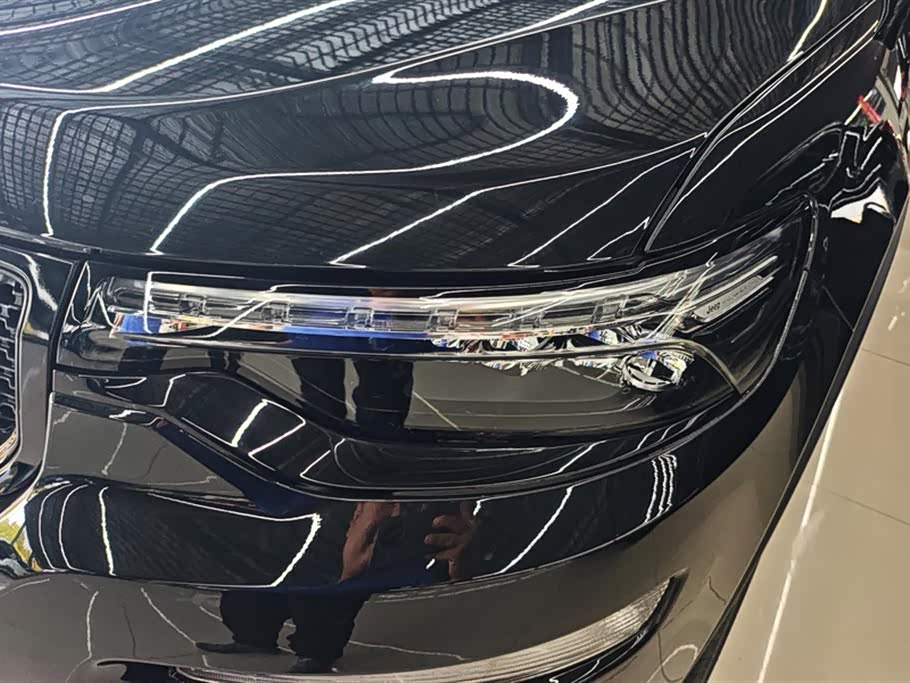 Jeep Grand Commander