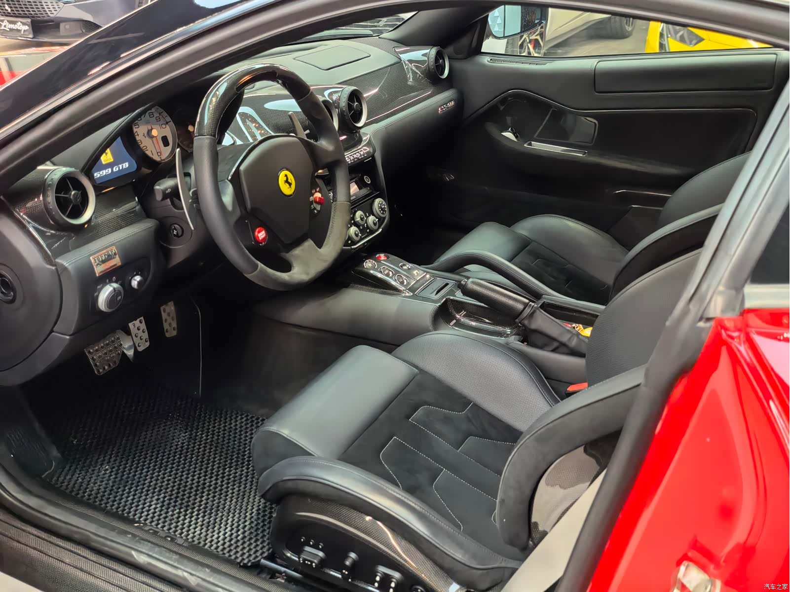 Ferrari 599, 2010 7