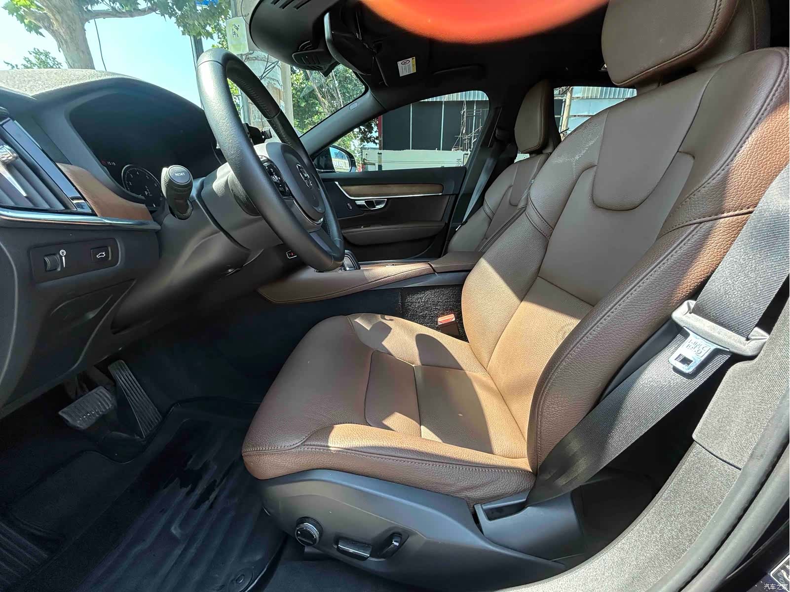 Volvo S90, 2021 все фото