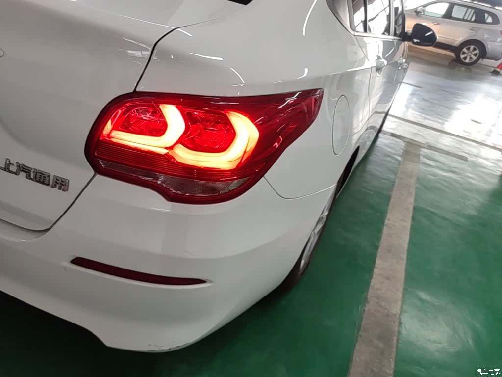 Chevrolet 320, 2019 8