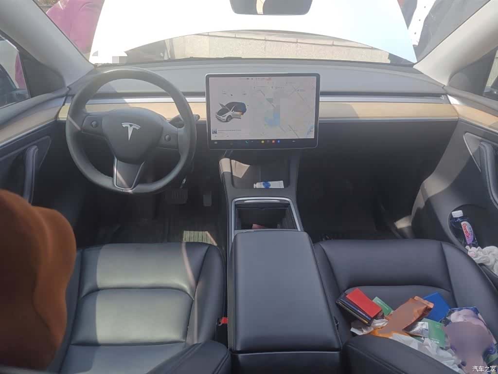 Tesla Model Y, 2021 13