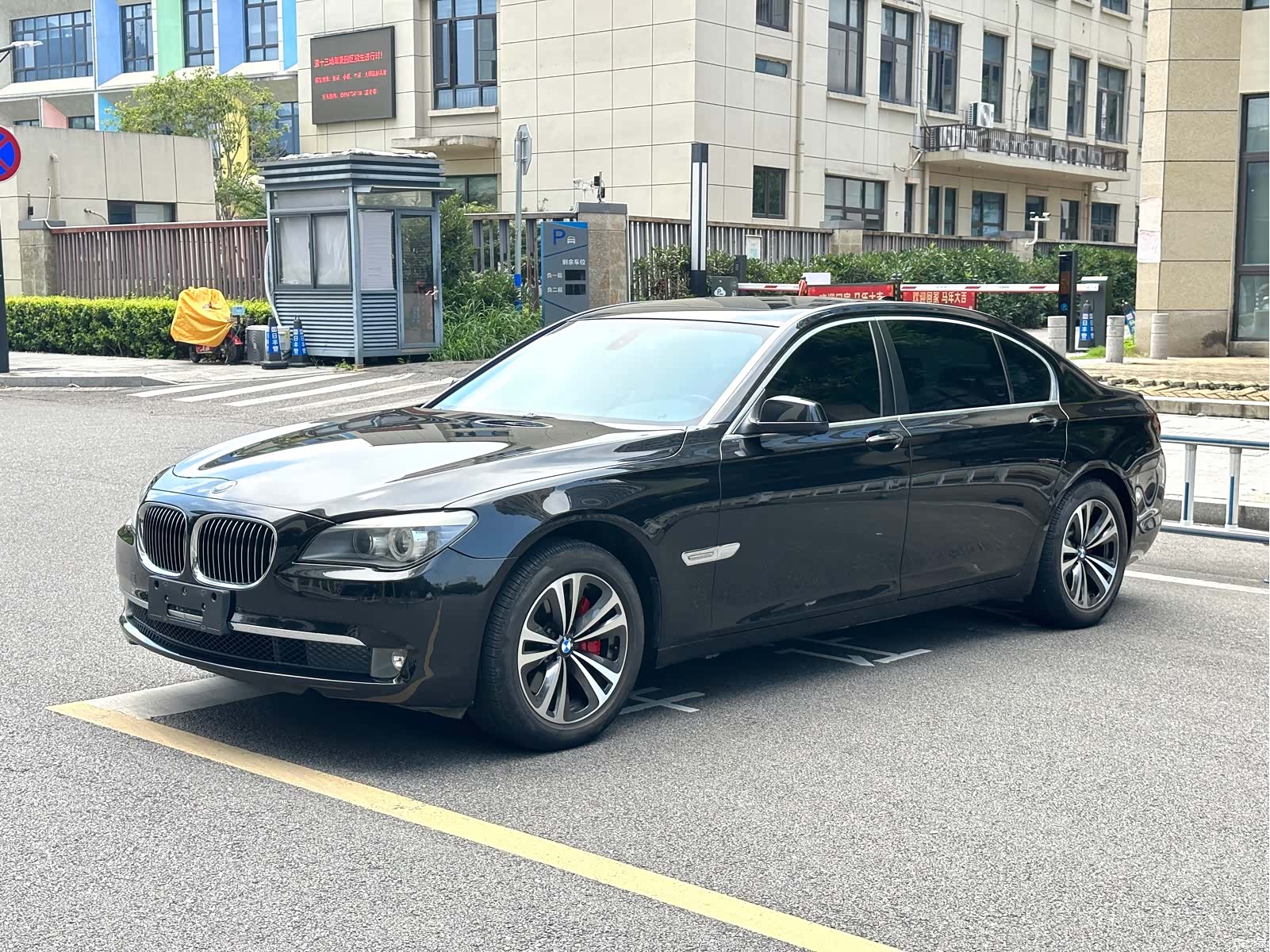 BMW 7 Series, 2012 2