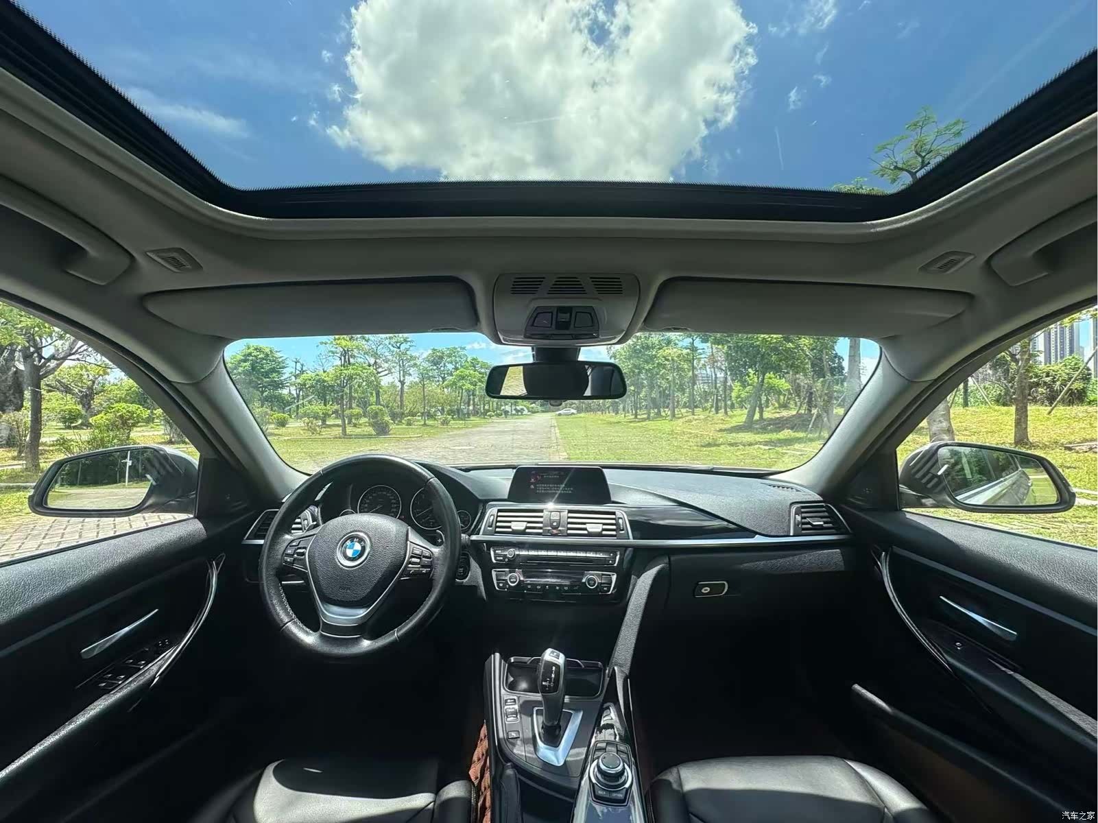 BMW 3 Series, 2016 все фото