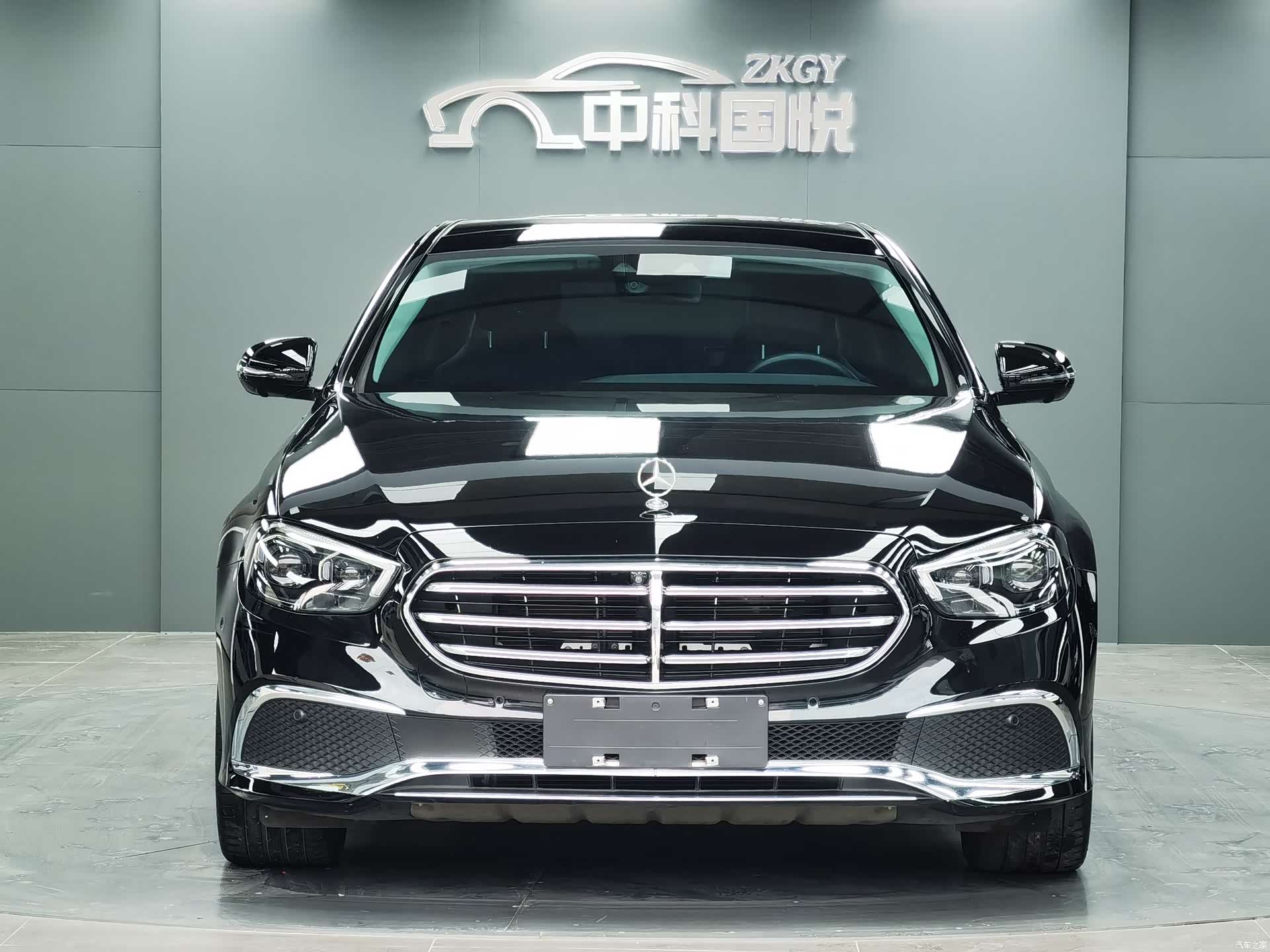 Mercedes-Benz E-Class, 2021 4