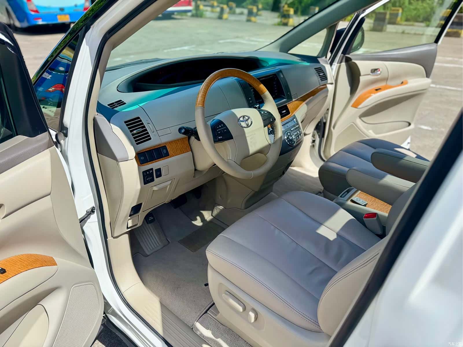 Toyota 7, 2012 4