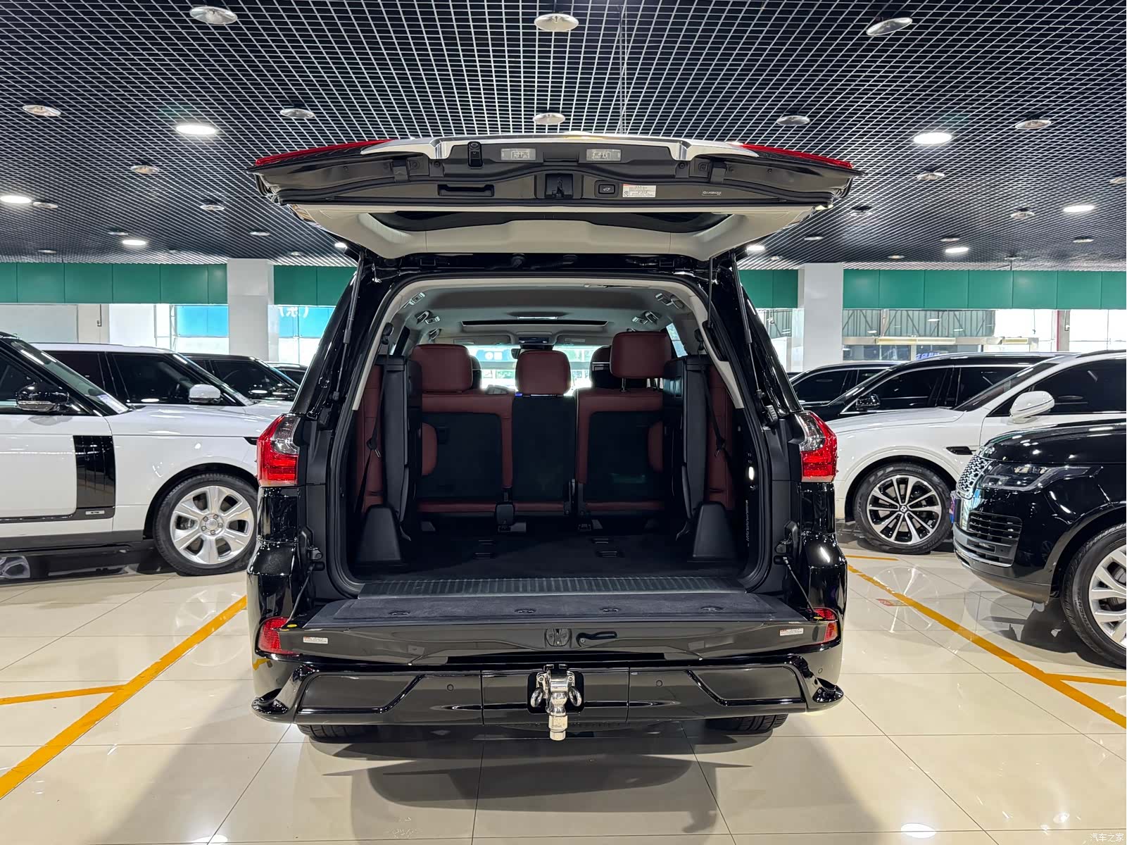 Lexus LX, 2016 13