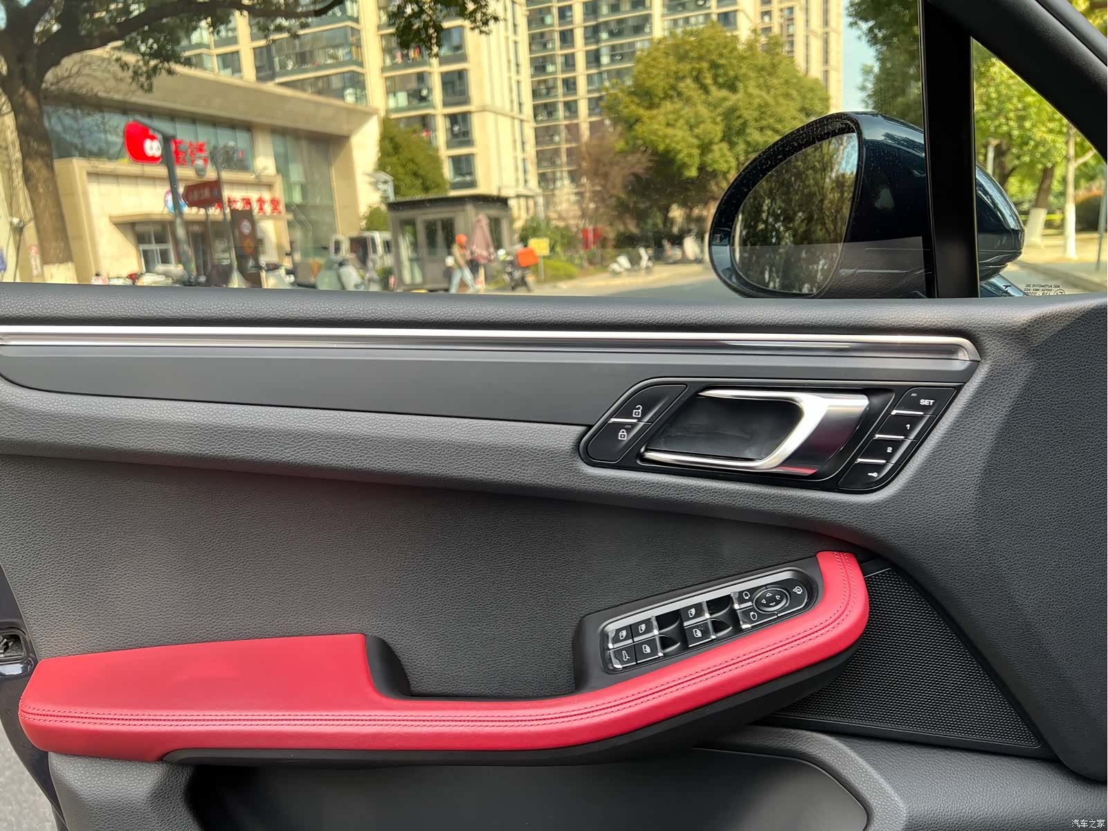 Porsche Macan, 2022 10