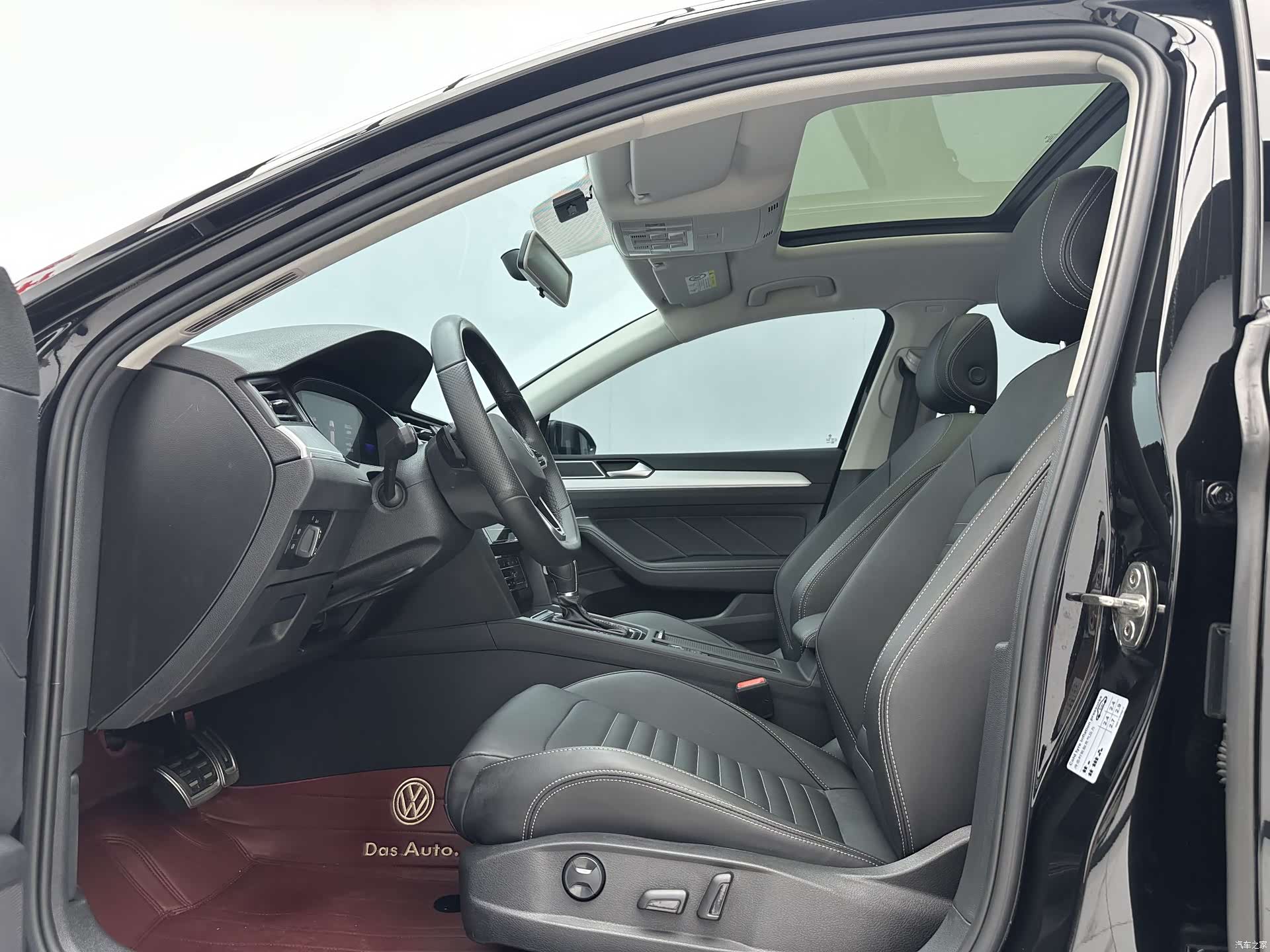 Volkswagen Magotan, 2024 все фото