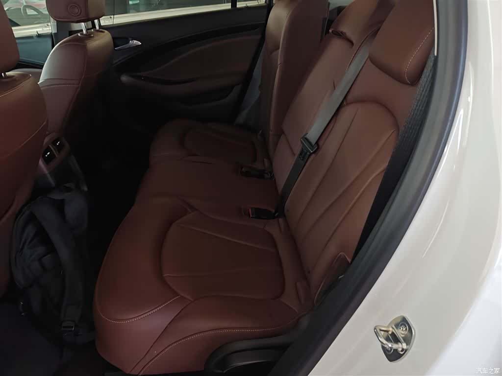 Buick Envision Plus, 2019 17