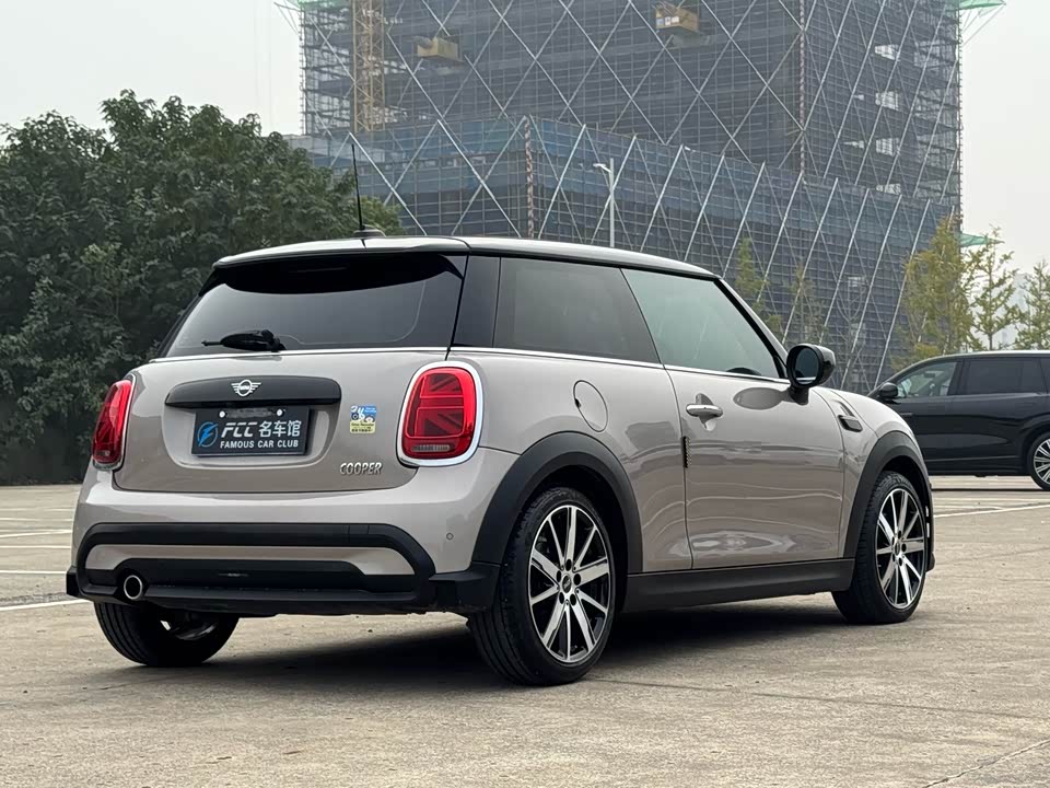MINI MINI