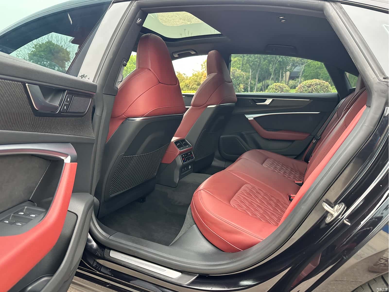 Audi A7L, 2023 8