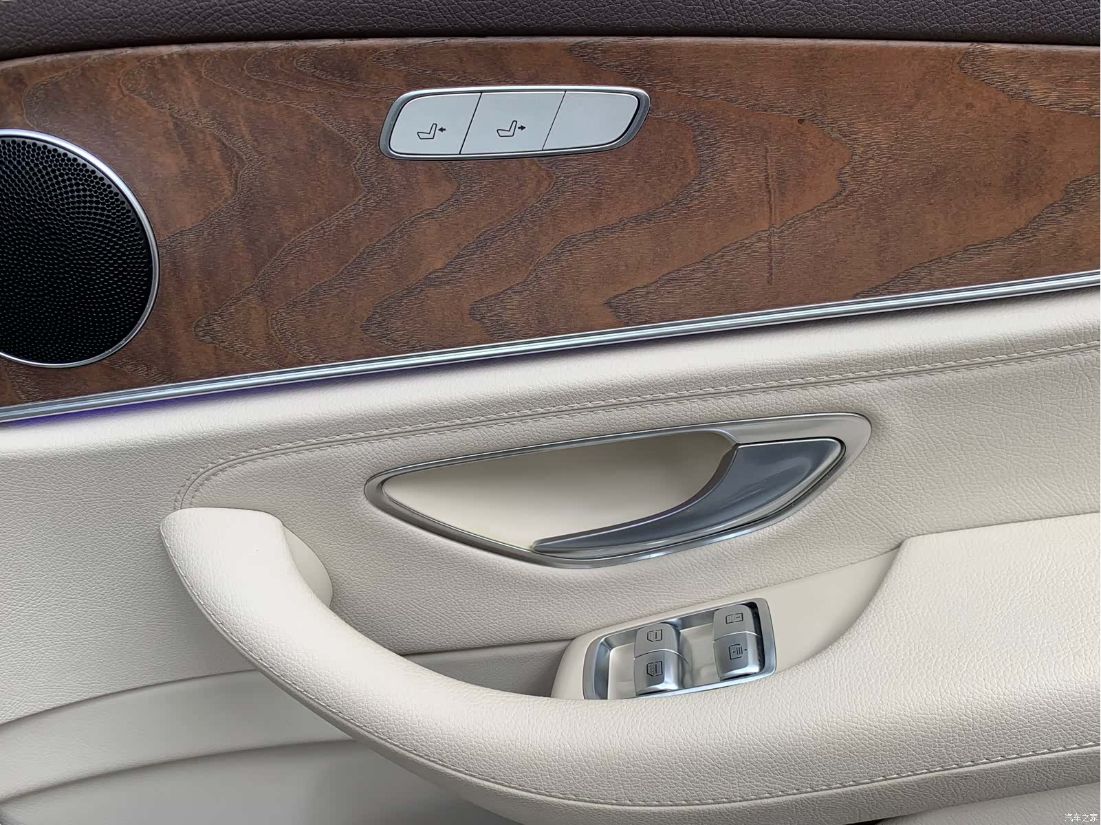Mercedes-Benz E-Class, 2017 27