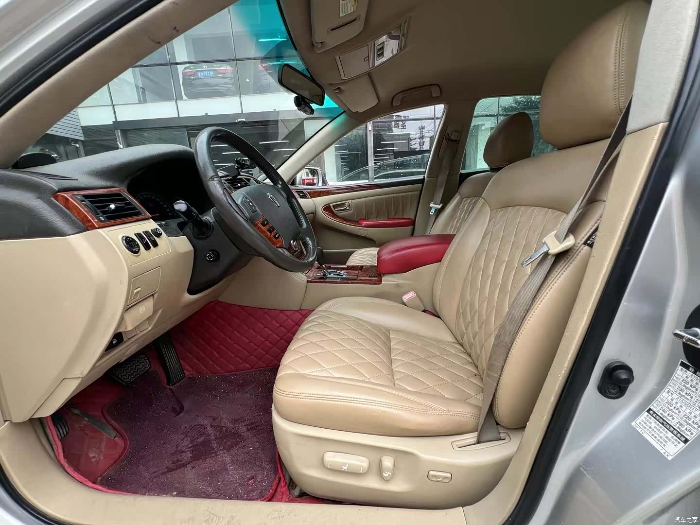 Toyota Crown, 2006 4