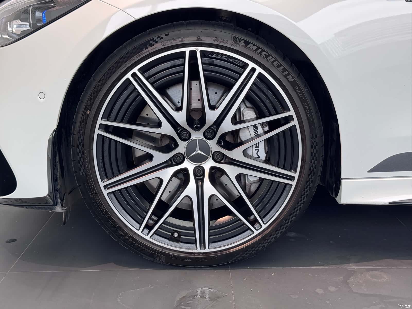 Mercedes-Benz C-Class, 2025 11
